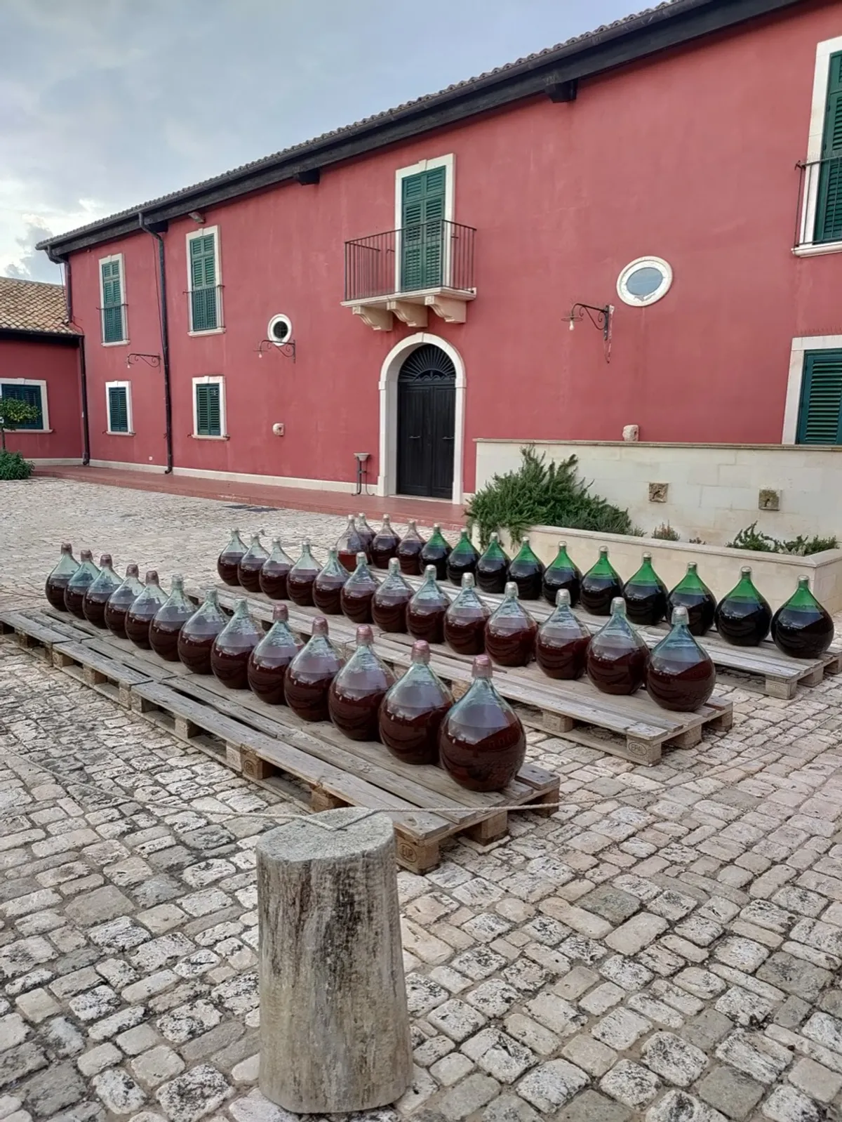 Solutions architects are the sommeliers of the consulting world